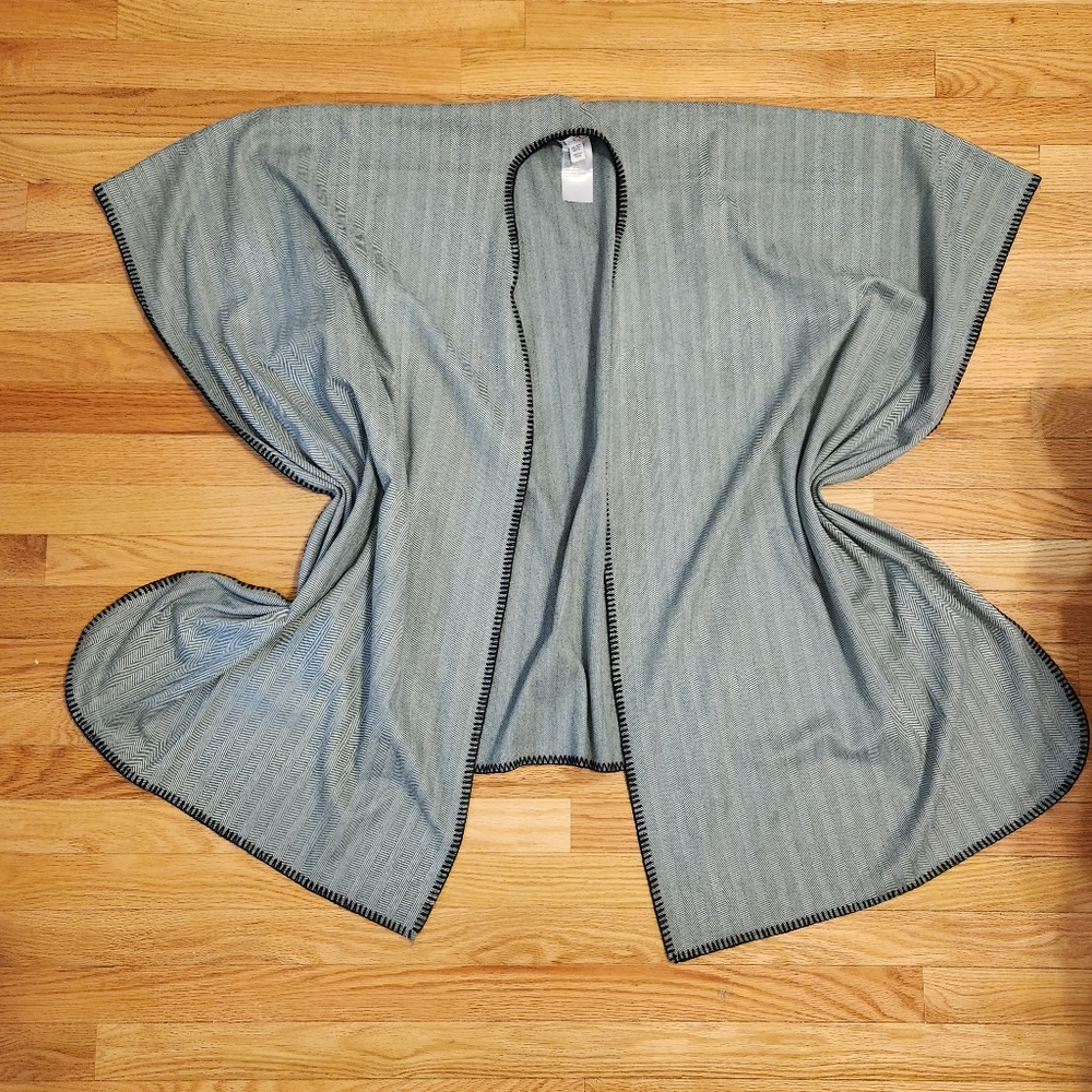 Light blue Shawl/Cape